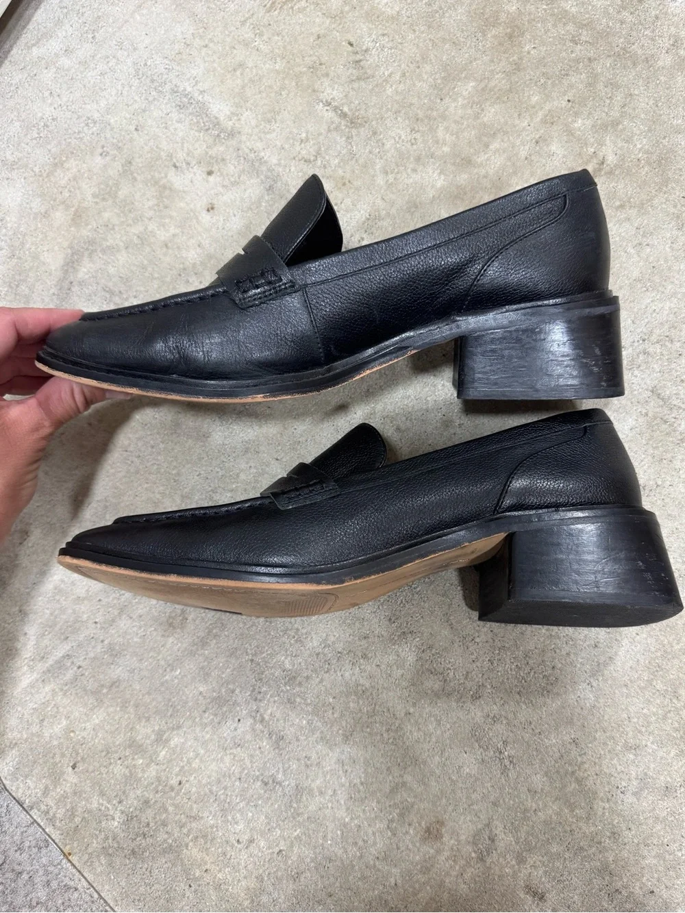 Vince Camuto | Black Leather Block Heel Penny Loafer size 9 women’s - Picture 3 of 10